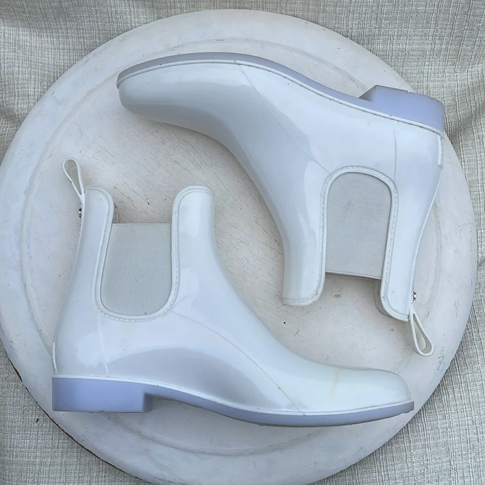 Sam Edelman Women’s White Rain Boots Sz 8